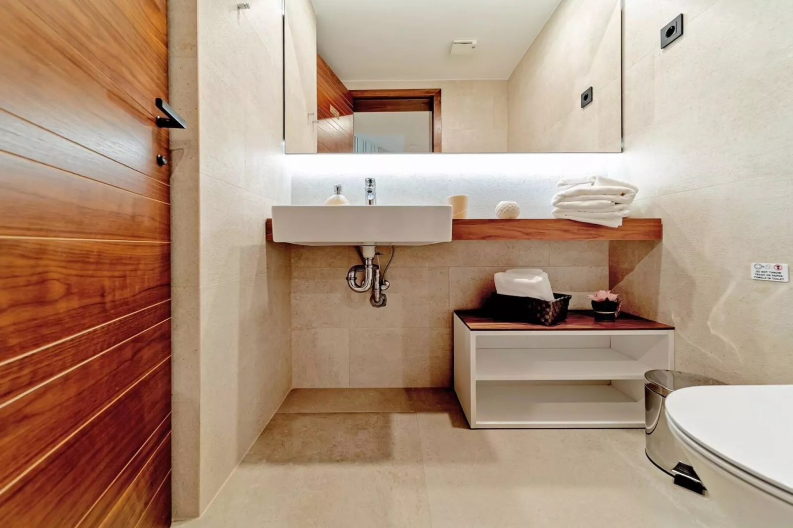 Luxury Villa Delight II – Promajna, Heated Pool - Bathroom