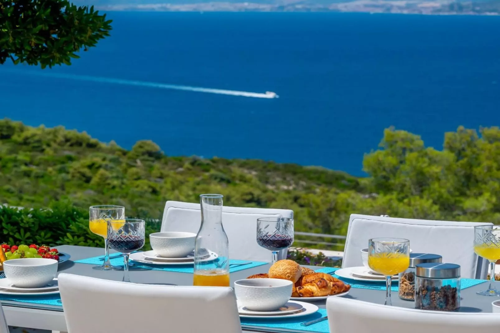 Villa Castello di Pietra Brac with Heated Pool - Terrasse/Balkon