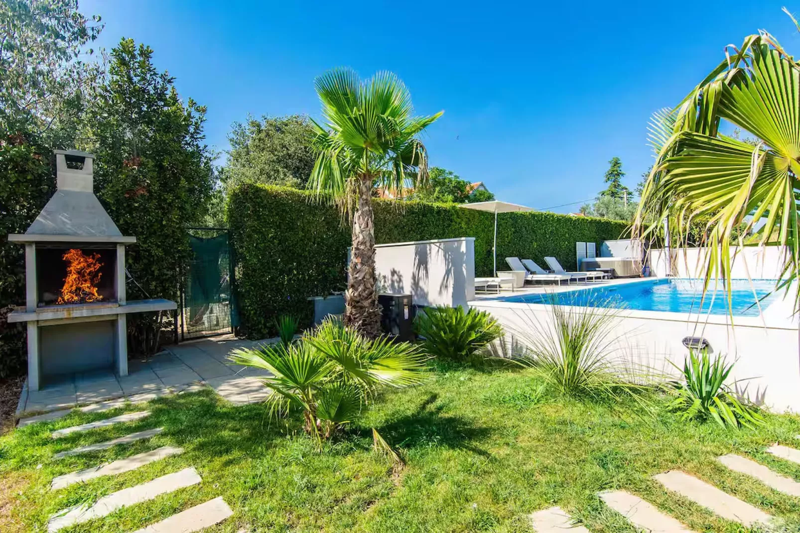 Holiday house Zupan - Gardens in summer