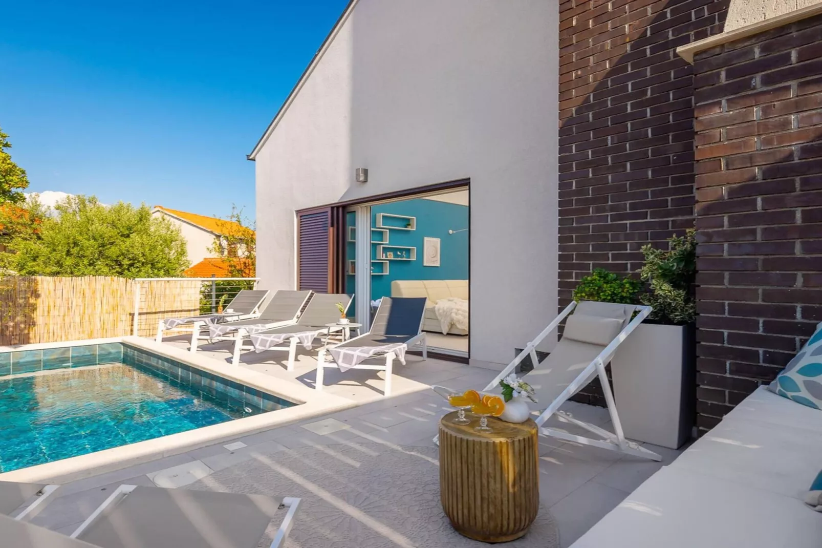 Luxury Villa Mila Supetar with Pool in the Center - Terrace balcony