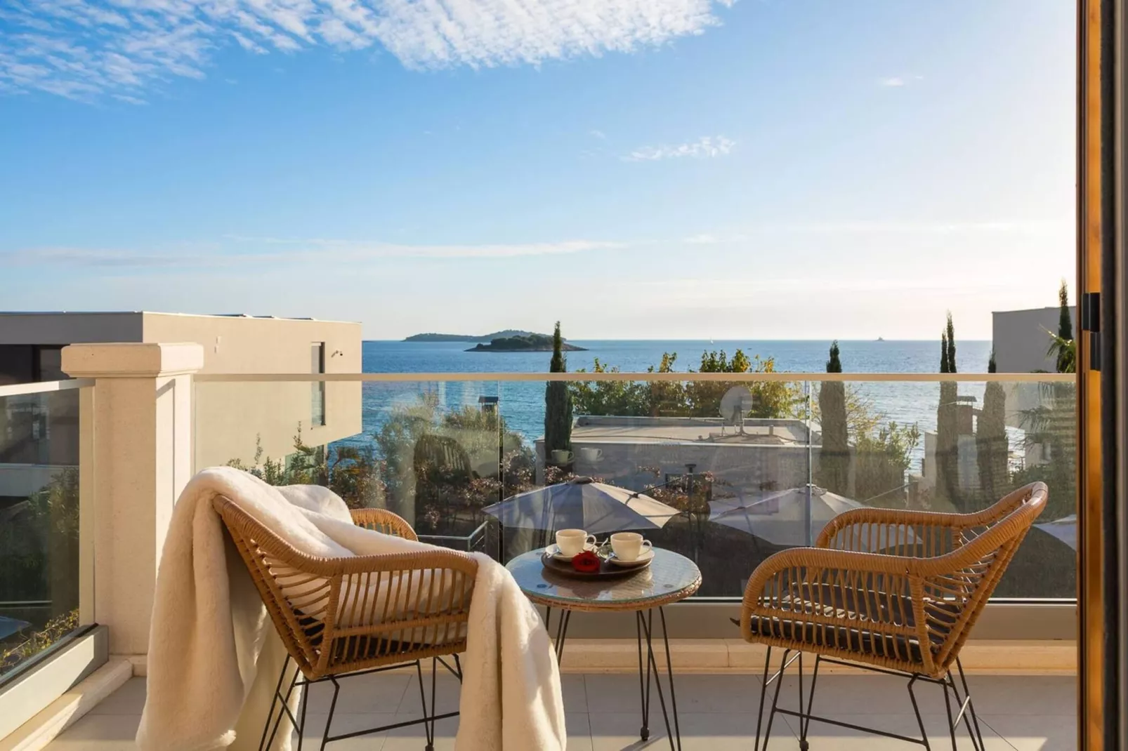 Luxury Seafront Villa Castello Rogoznica with Pool - Terrace balcony