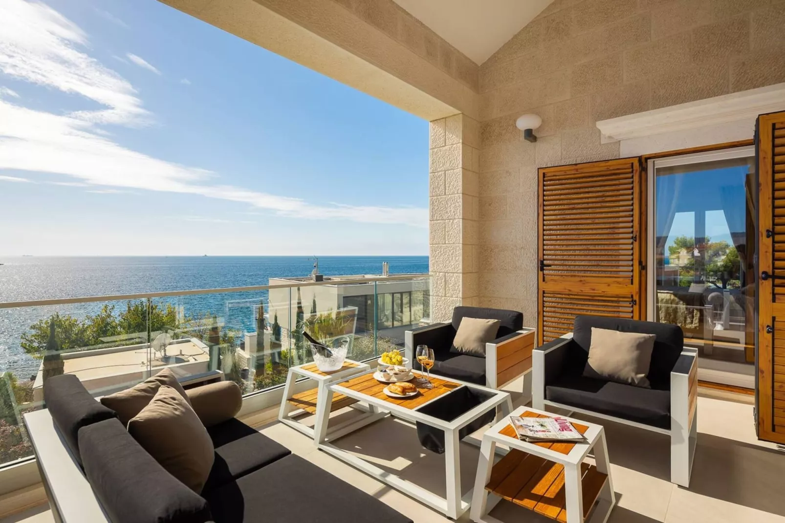 Luxury Seafront Villa Castello Rogoznica with Pool - Terrace balcony