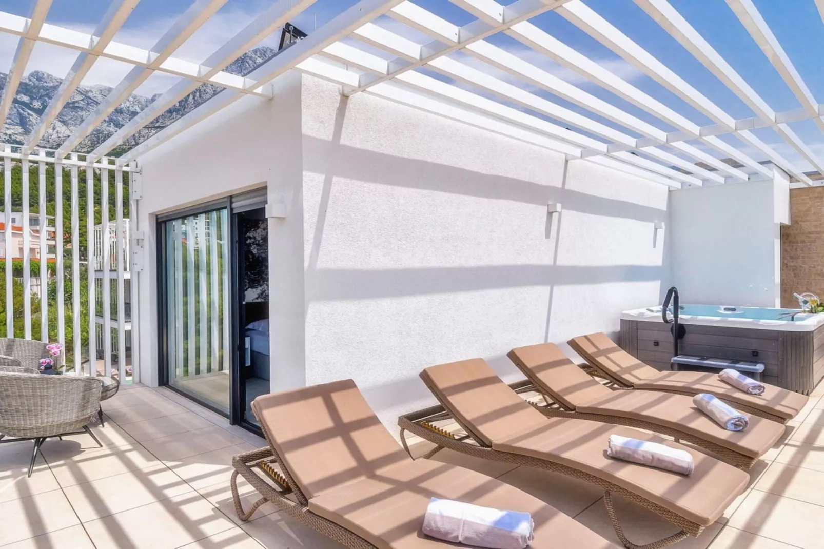 Luxury Villa Delight I – Promajna, Heated Pool - Terrace balcony