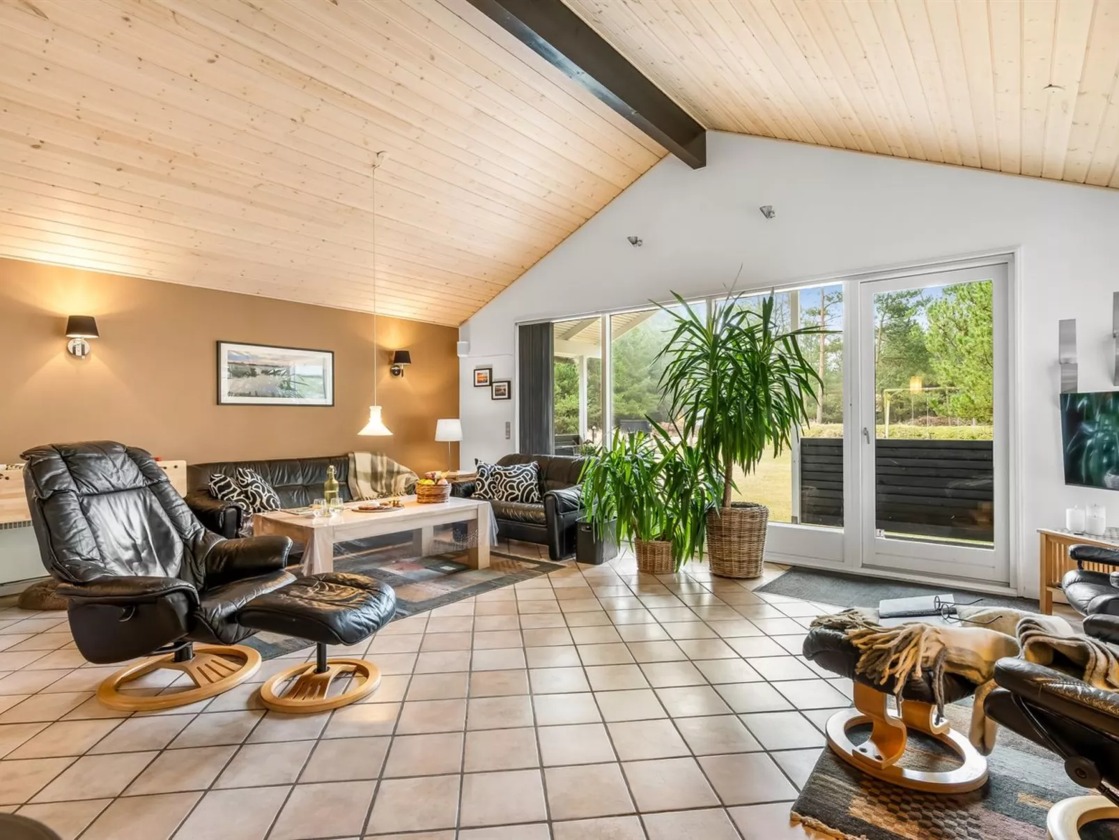 "Sora" - 2km from the sea - Inside