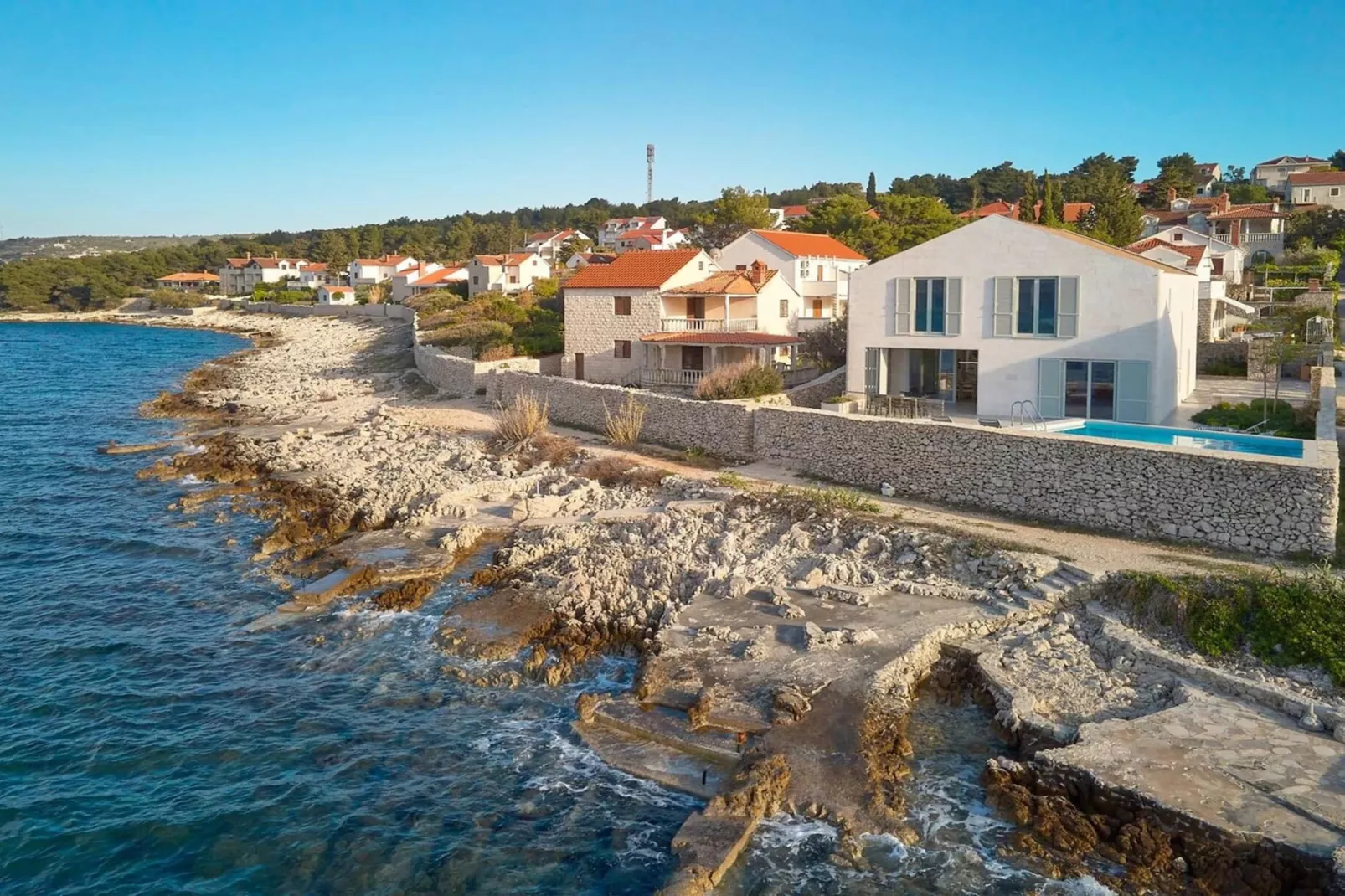 Luxury Seafront Villa Casa Familija Brac with Pool - Zones été à 1 km