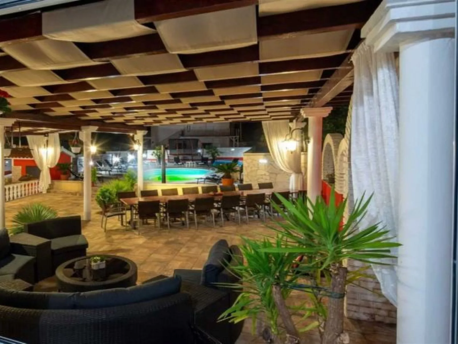 XXXL Villa Ancora with heated pool - Image-tags.info