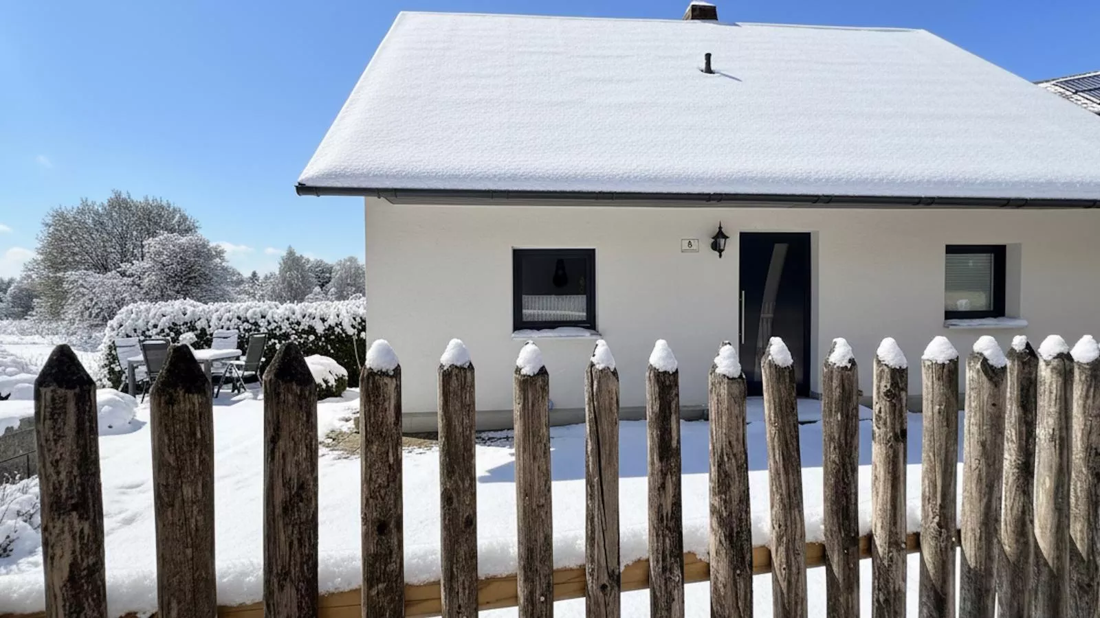 Zum wilden Jakob - Exterior in winter
