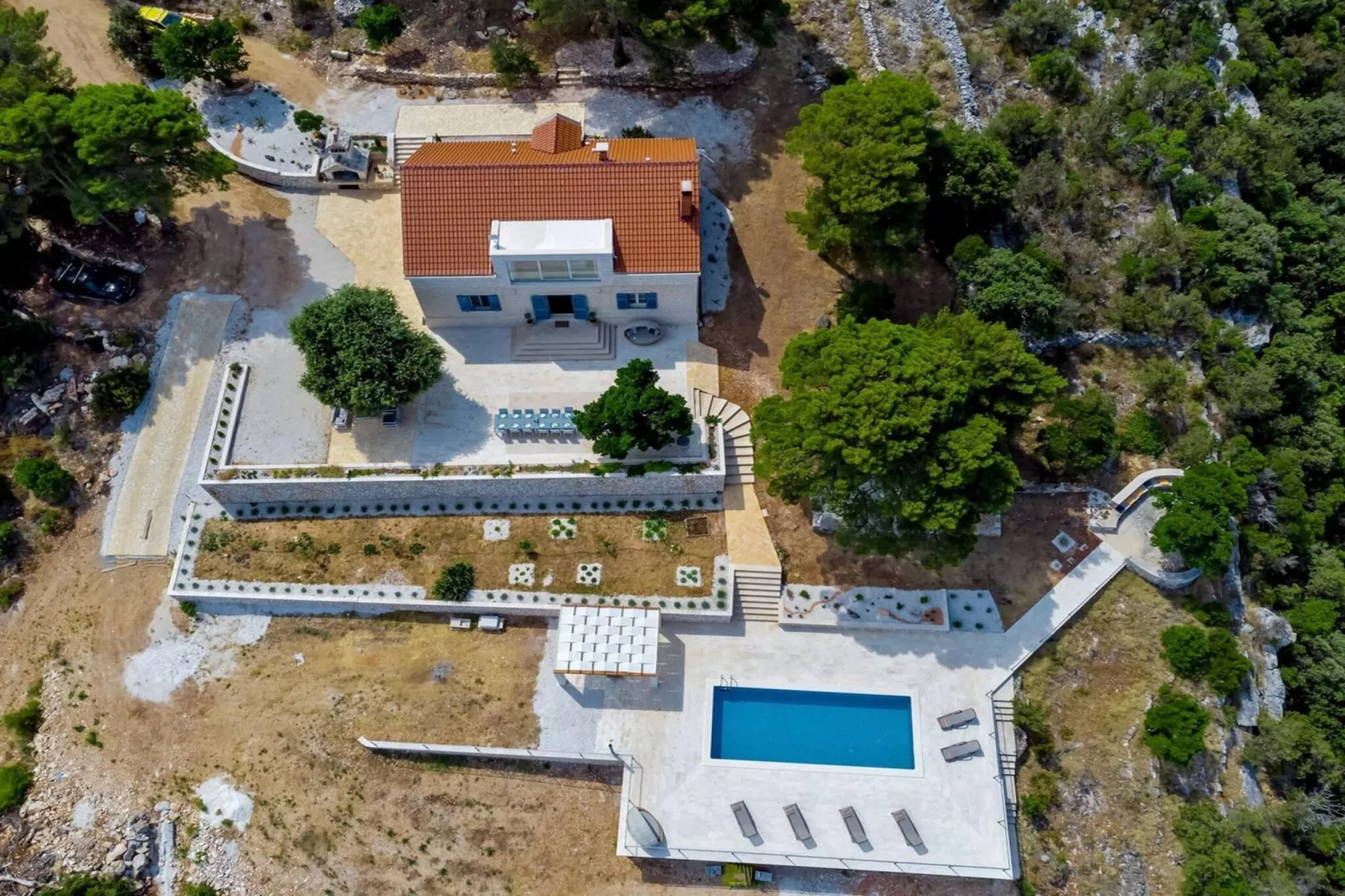 Villa Castello di Pietra Brac with Heated Pool - Gebiete Sommer 1 km