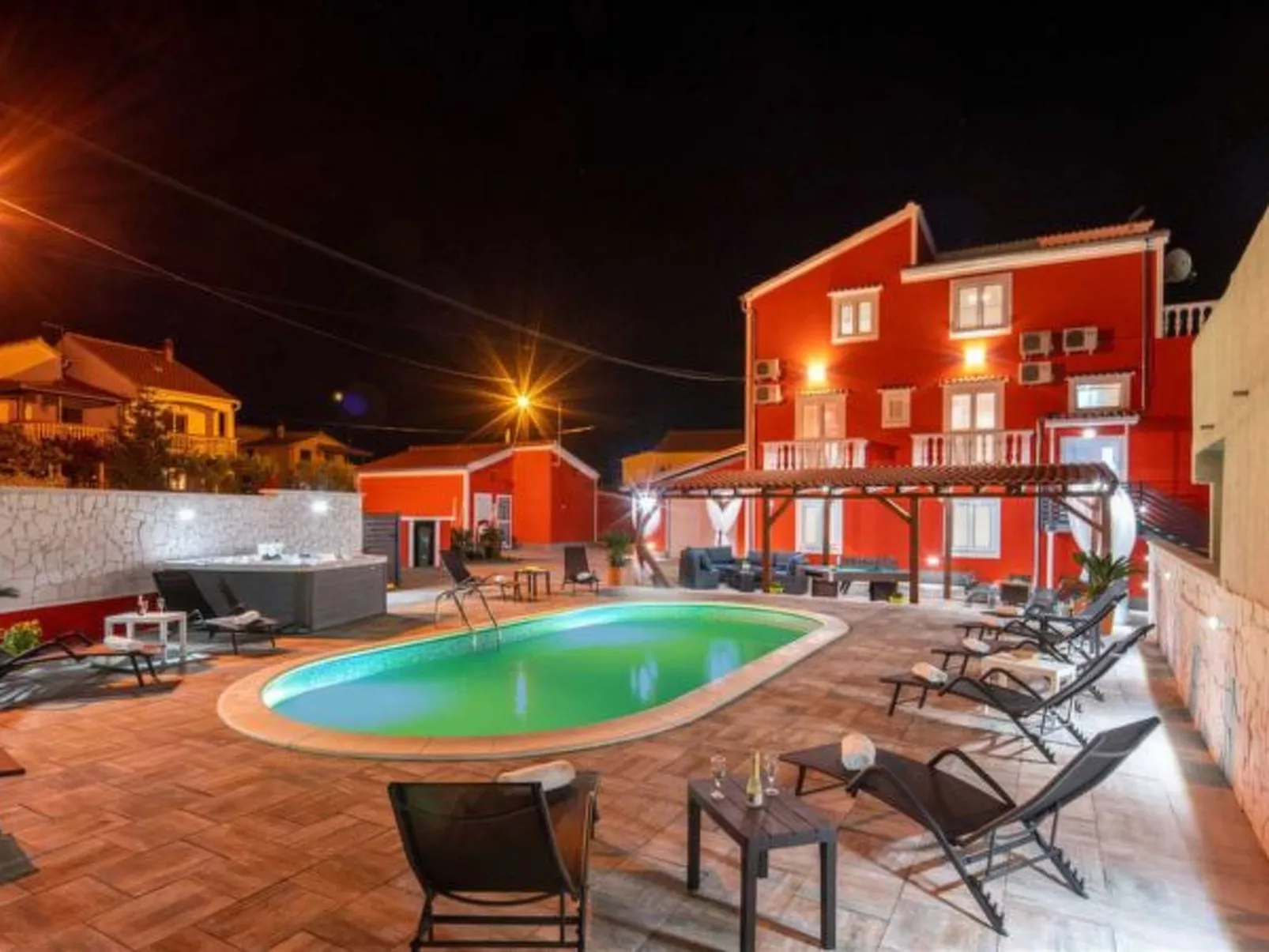 XXXL Villa Ancora with heated pool - Image-tags.info