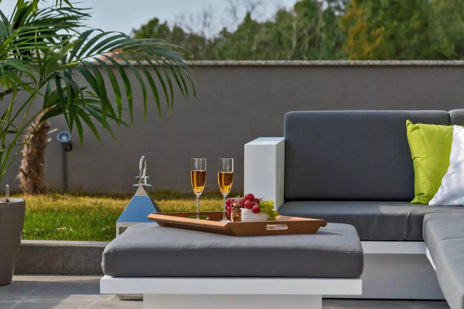 Luxury Villa Happiness Omis with Pool, Gym & Sauna - Ambiance