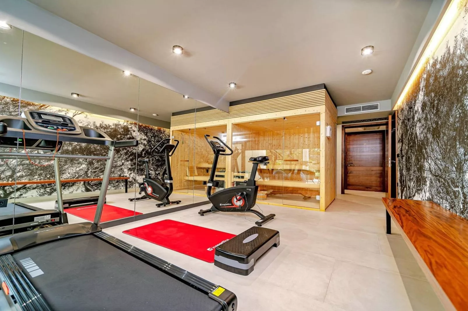 Luxury Villa Delight II – Promajna, Heated Pool - Facilities