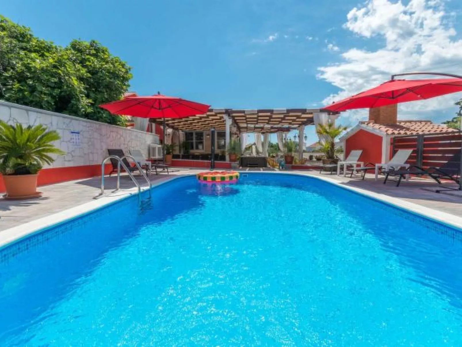 XXXL Villa Ancora with heated pool - Image-tags.info