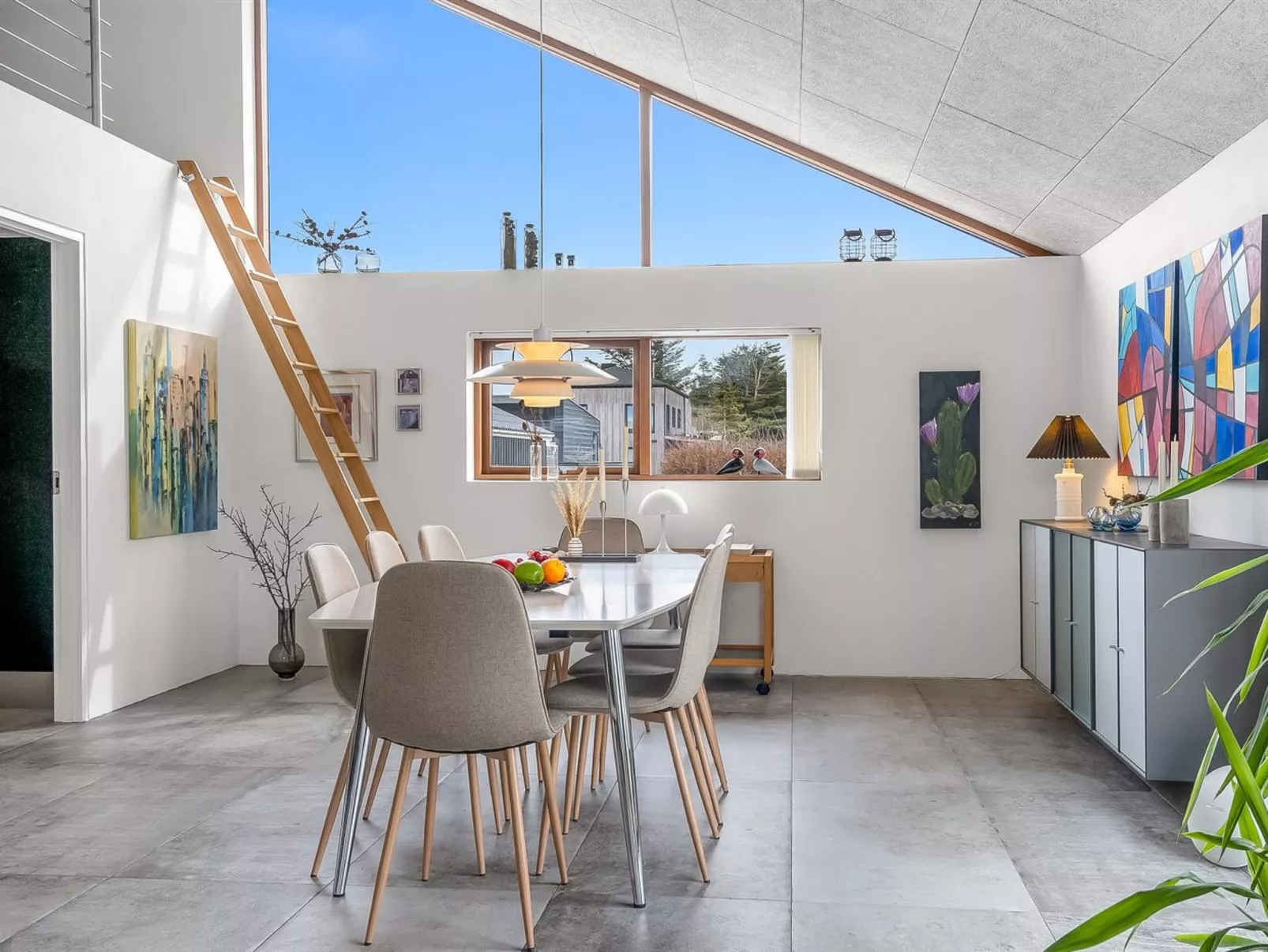 "Aaran" - 700m from the sea