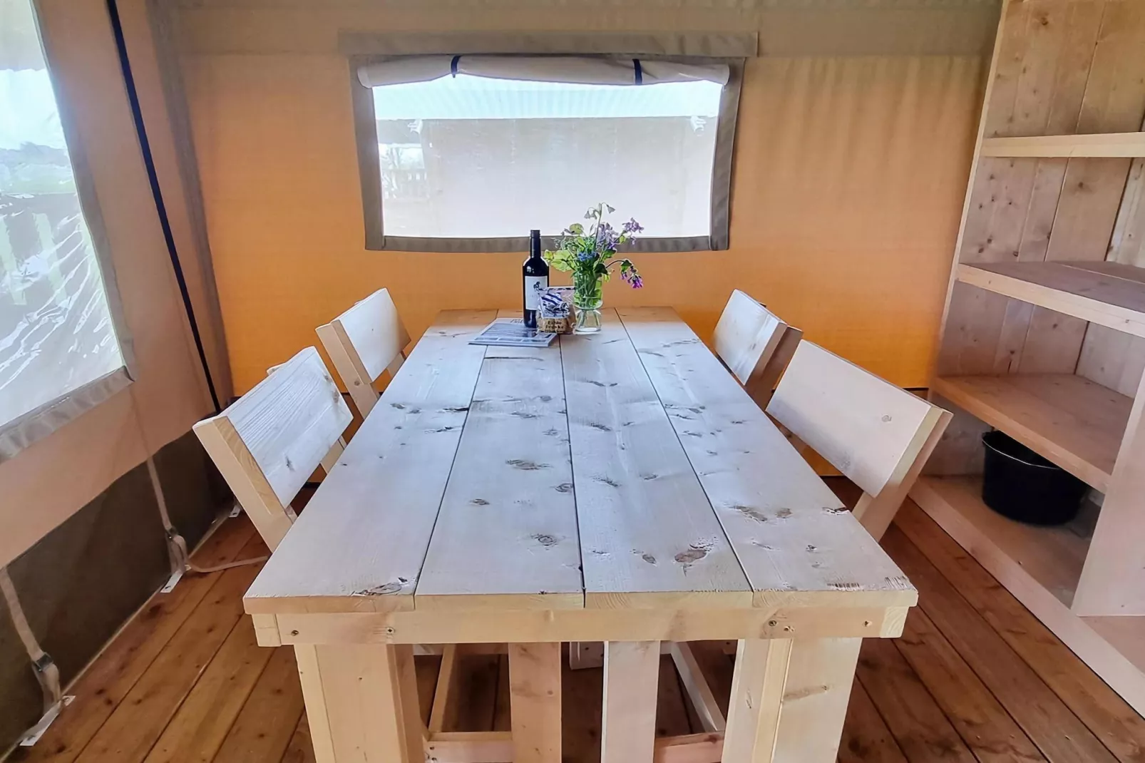 Luxe glamping met badkamer 1