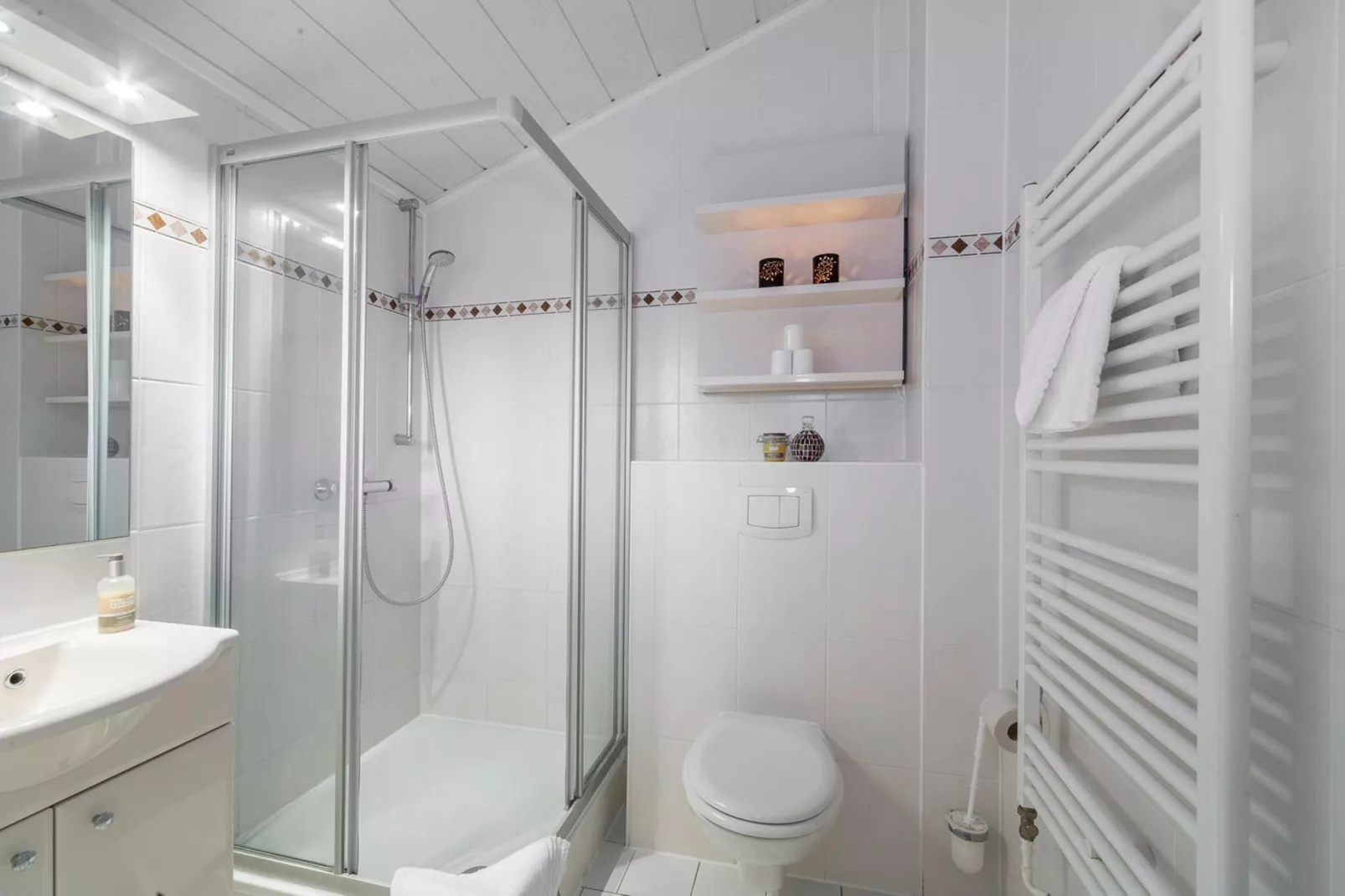 Weissenhäuser Strand / DHH / 44 qm / 1-4 Pers - Bathroom