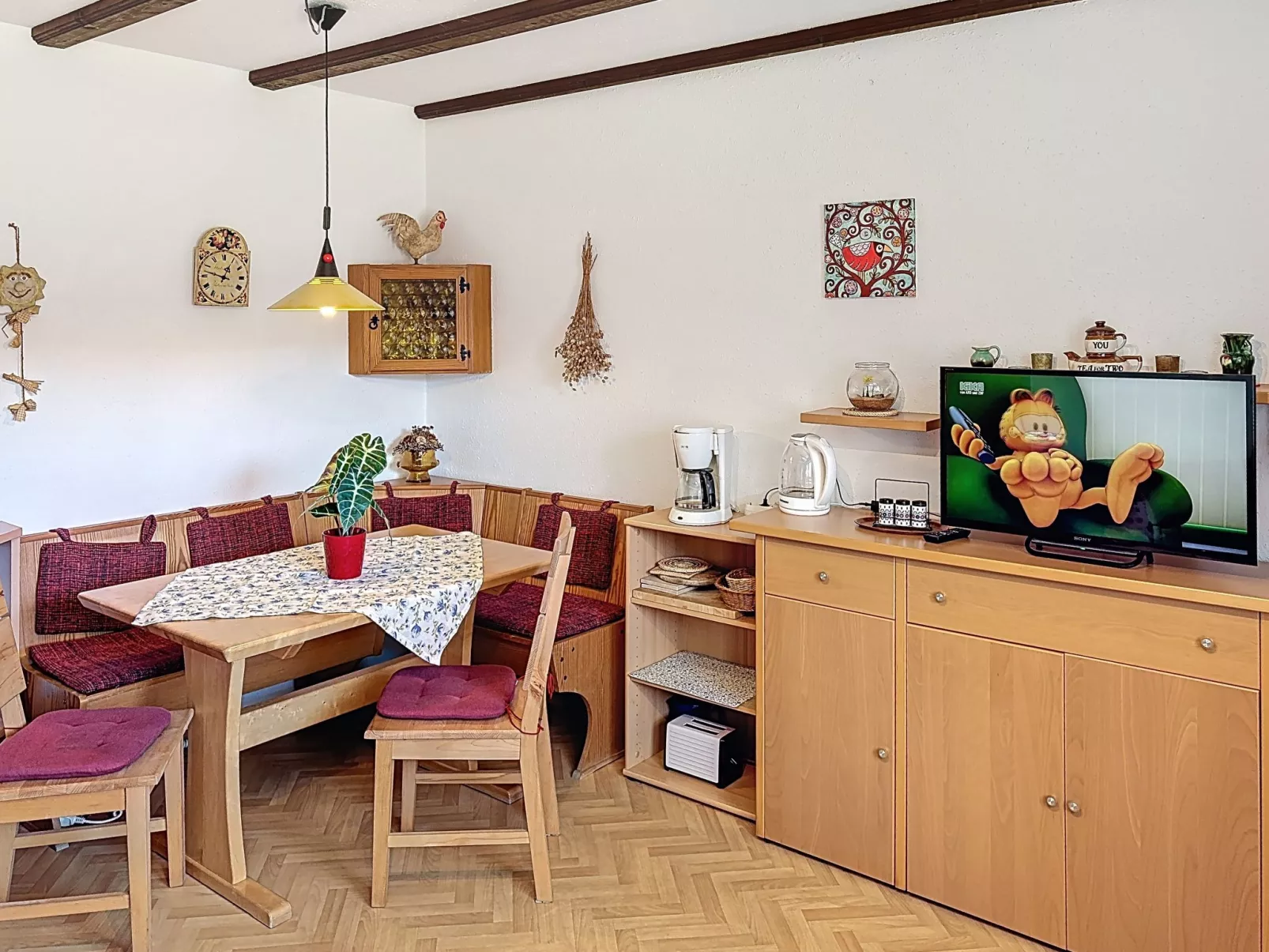 Am Hohen Bogen - Inside