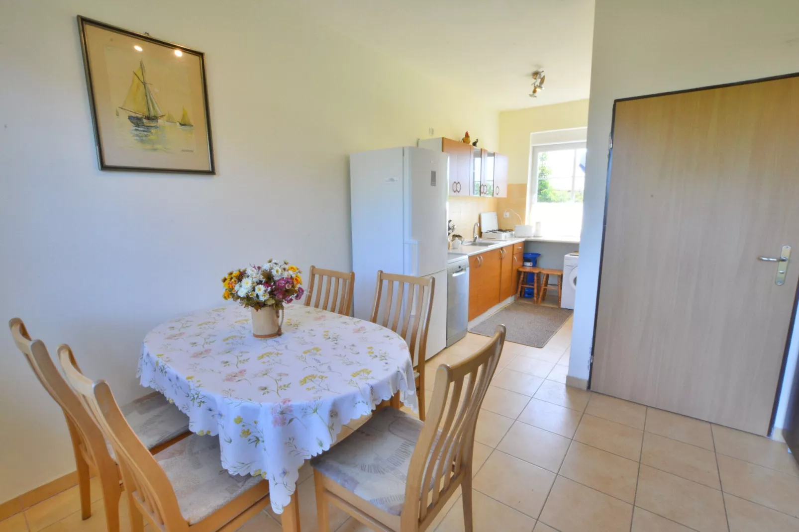 Dom wakacyjny Podamirowo-Dining room