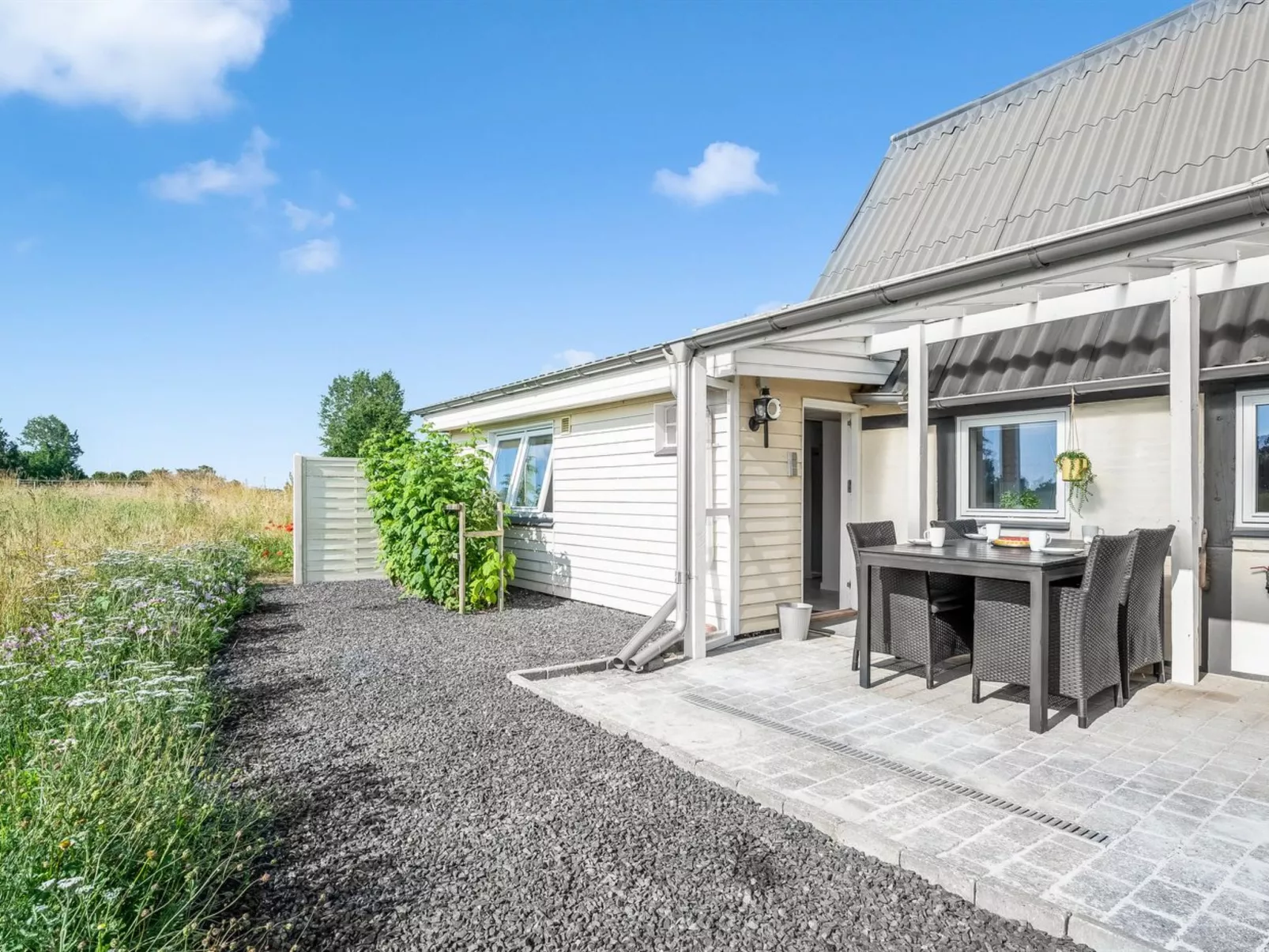 "Anneke" - 1.3km from the sea - Outside