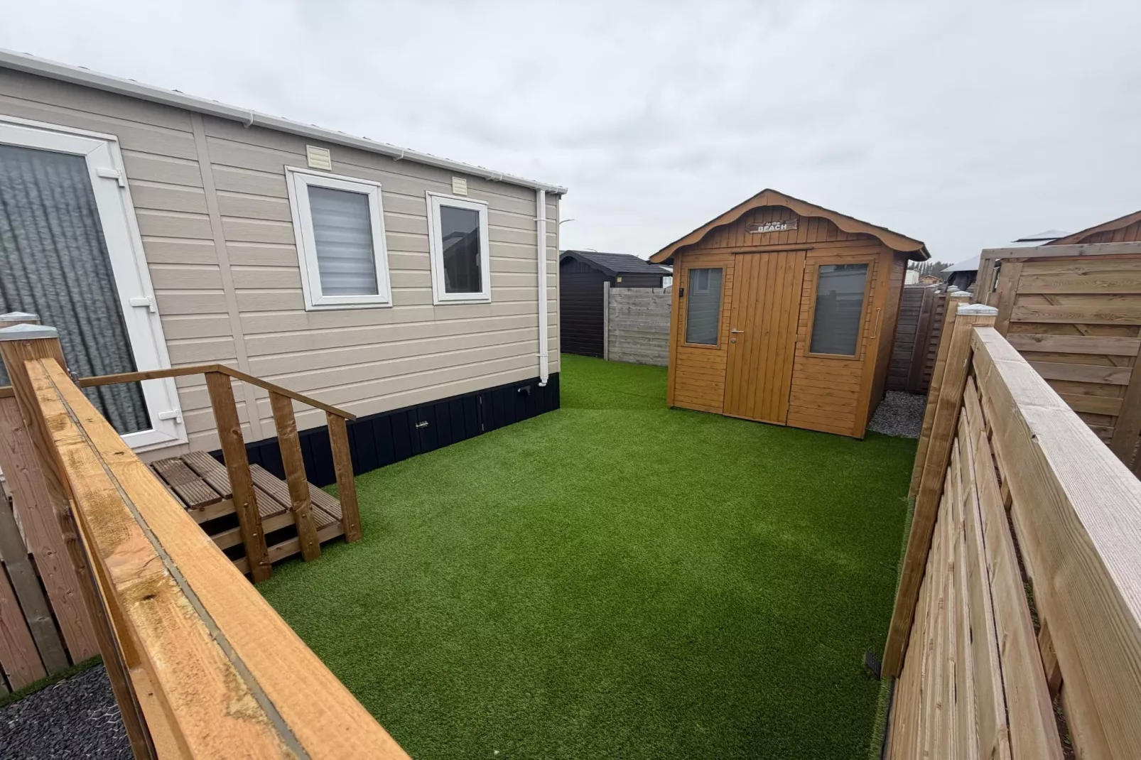 La Mouette - Gardens in summer