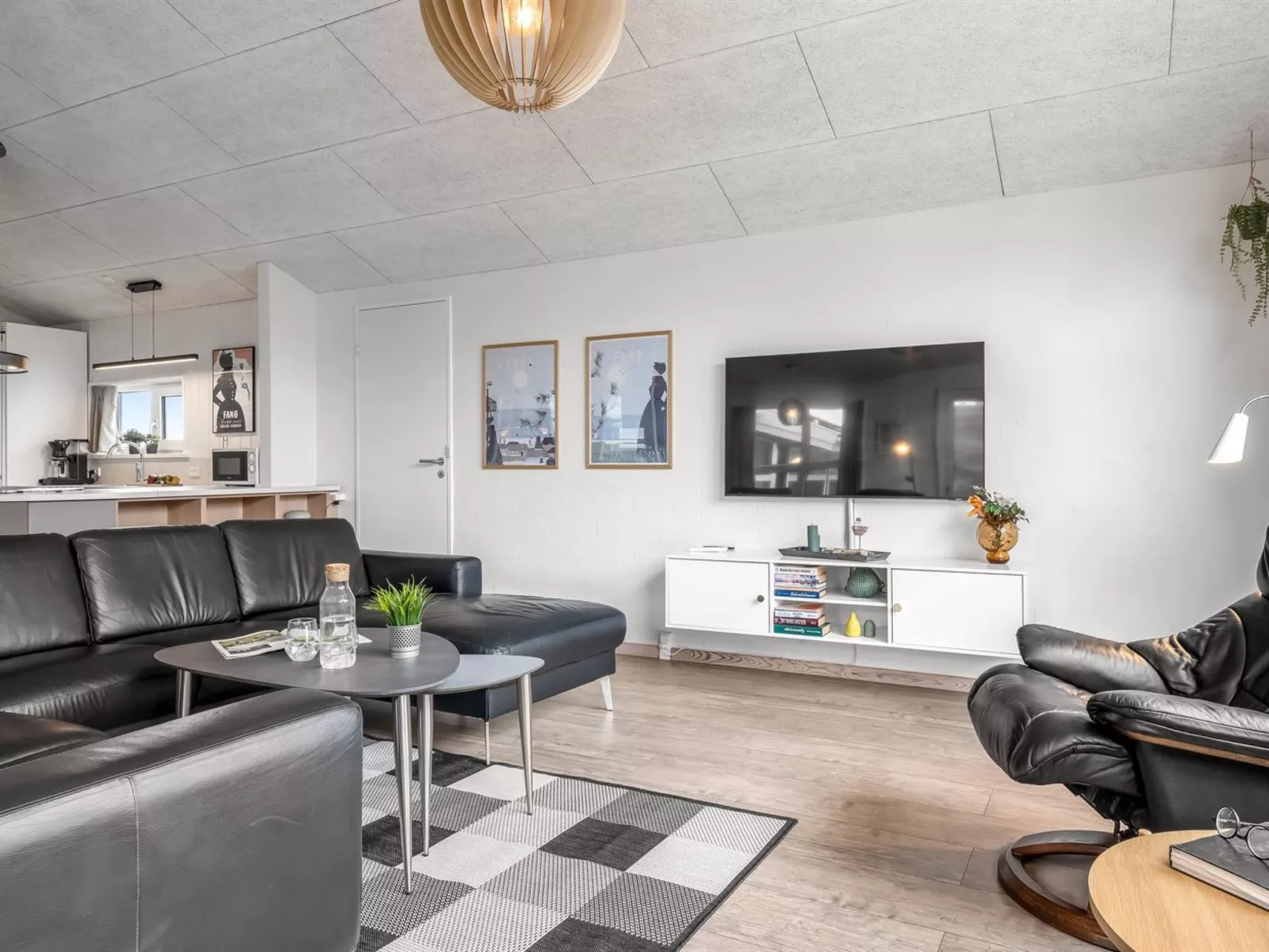 "Alli" - 800m from the sea - Inside