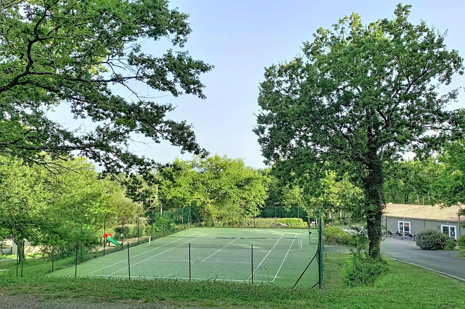 Hameaux des Lacs Accessible Two-Bedroom Cottage for 4 people - Zones été à 1 km