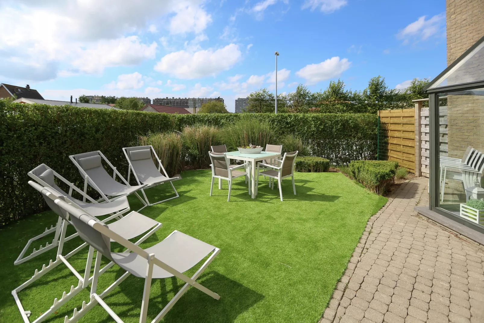 Villa Miami - Garten Sommer