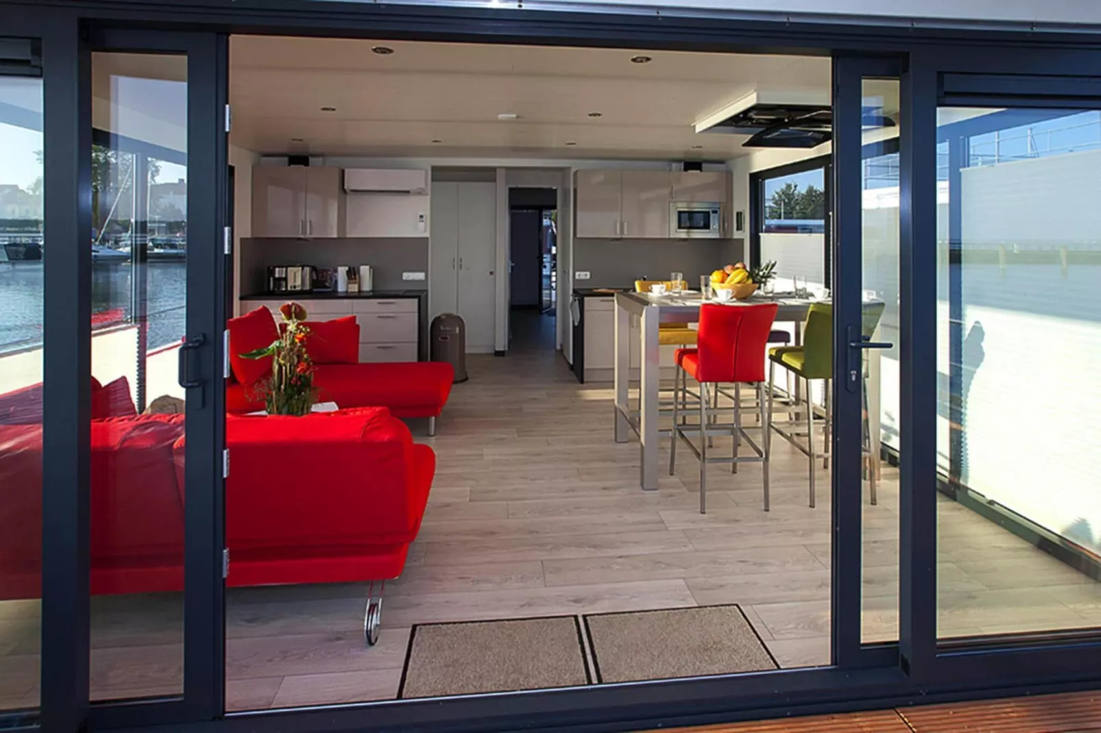 Houseboat Floating Houses Blue Active, Ribnitz-Damgarten-Blue Active - Living room