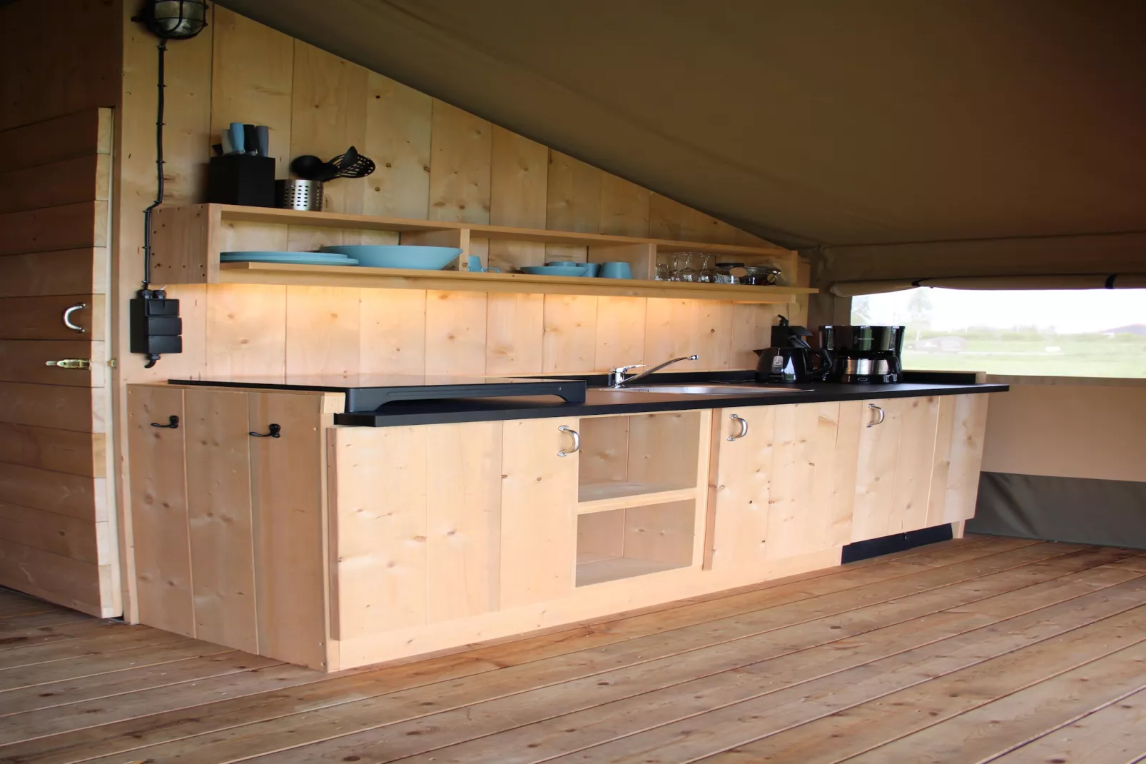 Luxe glamping met badkamer 3 - Küche