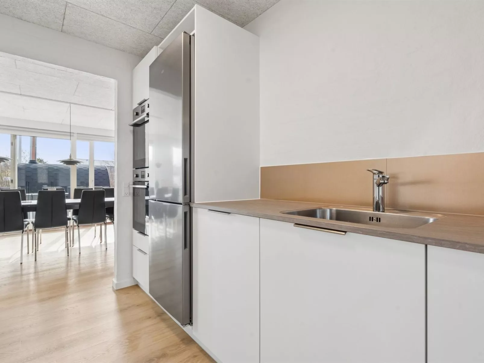 "Cyrill" - 2km from the sea - Drinnen