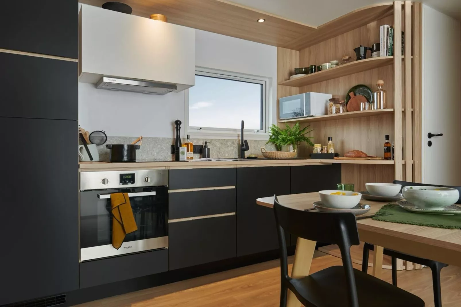 Le Randonneur - Kitchen