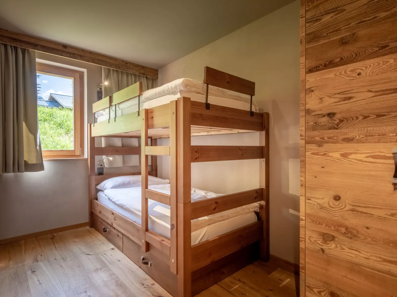 SWISSPEAK Resorts Zinal - Inside