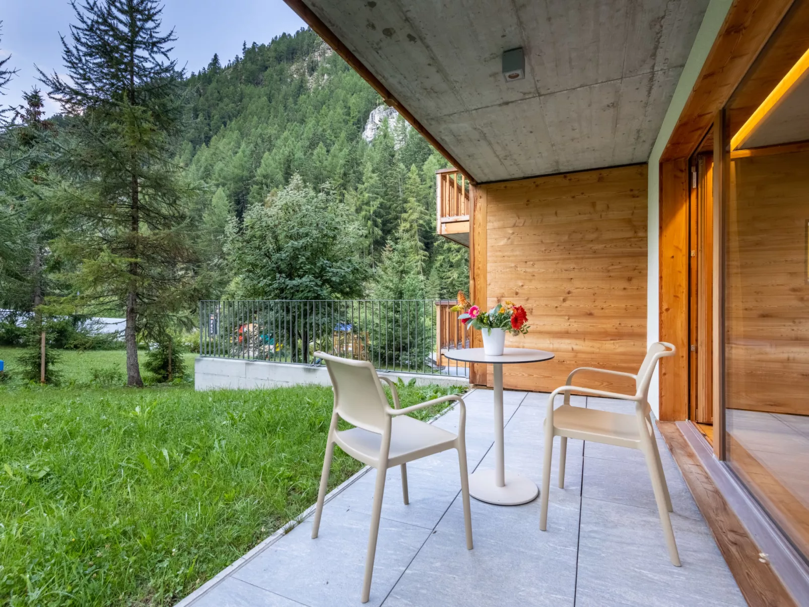 SWISSPEAK Resorts Zinal - Outside