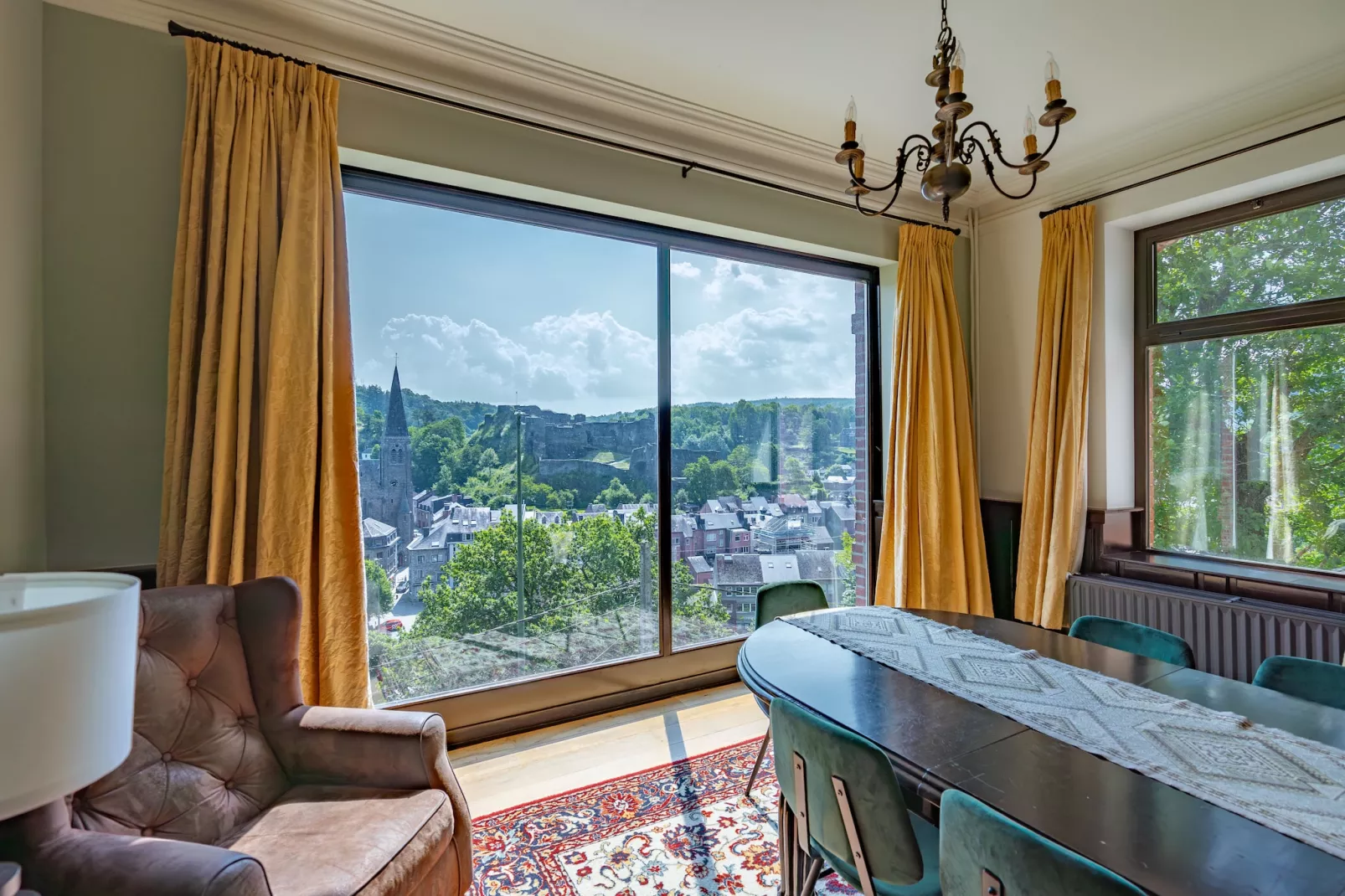 Chateau Constance 12 pax - Dining room