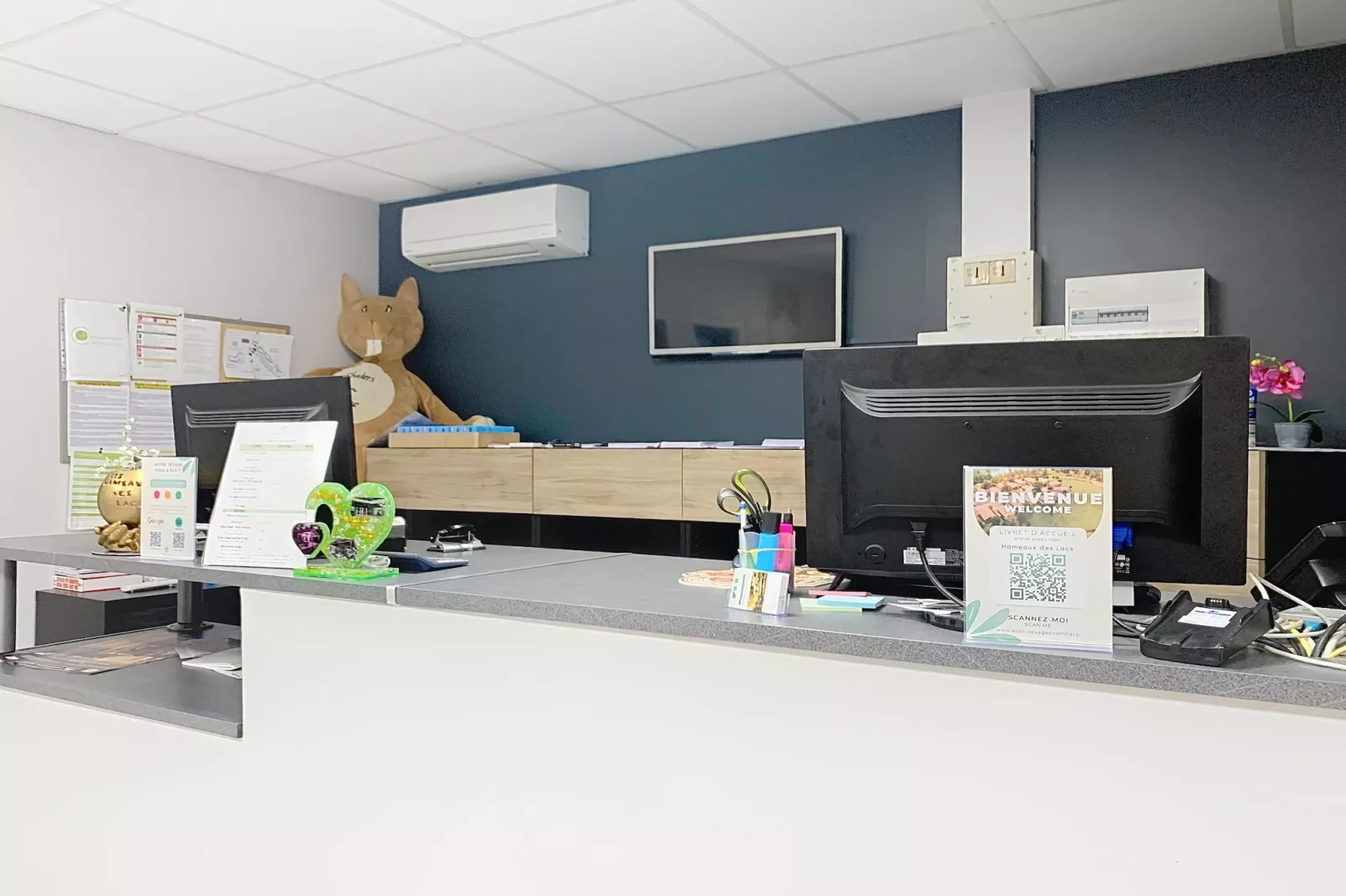 Hameaux des Lacs Accessible Two-Bedroom Cottage for 4 people - Hall / réception