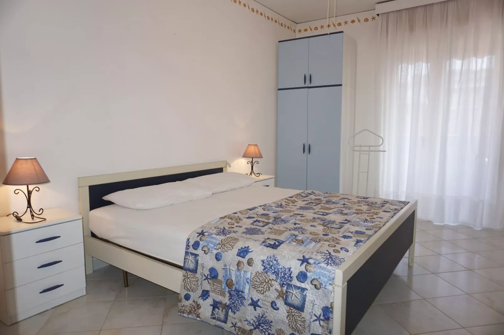 Holiday 18A - Bedroom