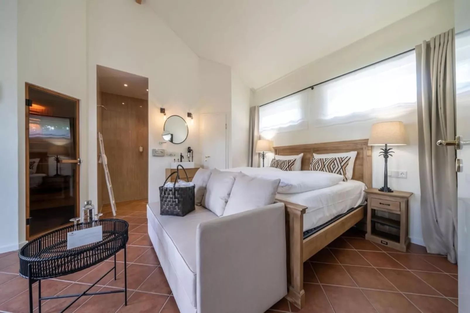 Studio with Sauna - Bedroom