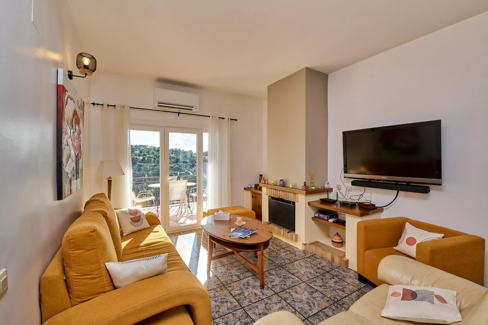 Sophie - Living room