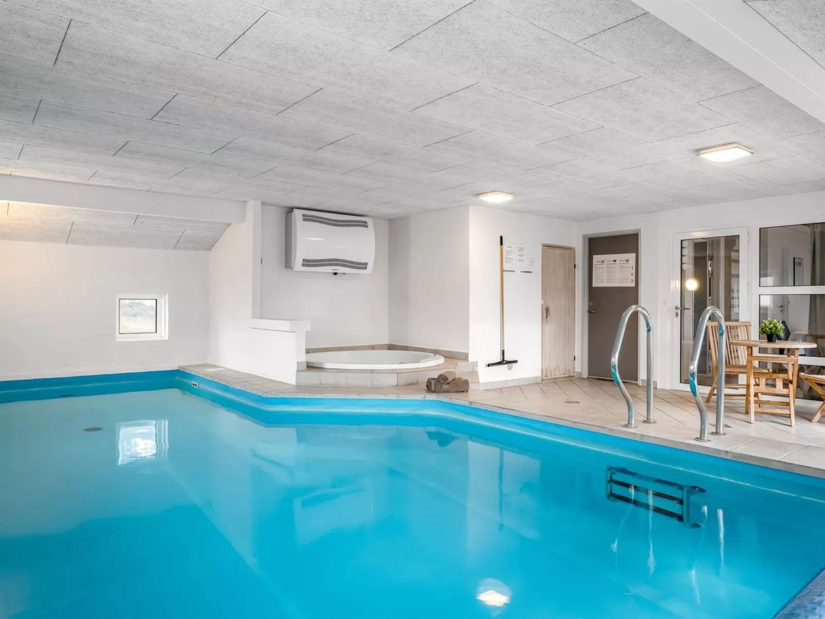 "Alli" - 800m from the sea - Outside