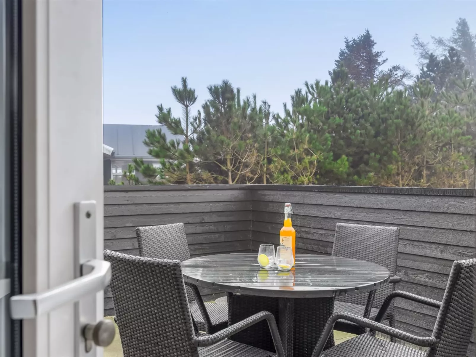 "Anemette" - 400m from the sea - Draußen