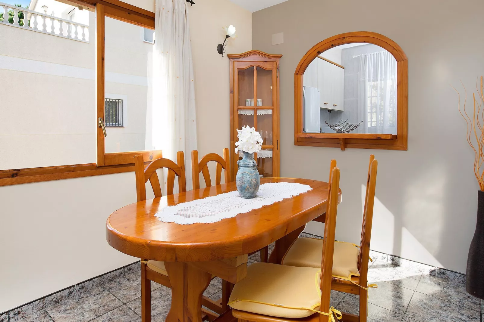 Sophie - Dining room