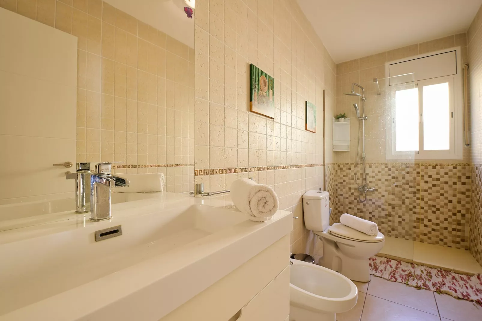 Sol y Mar - Bathroom