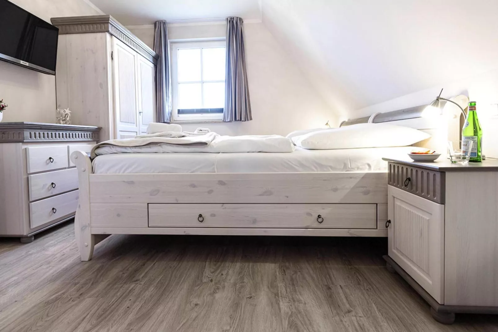 Schilfrohrsänger 28 - Chambre