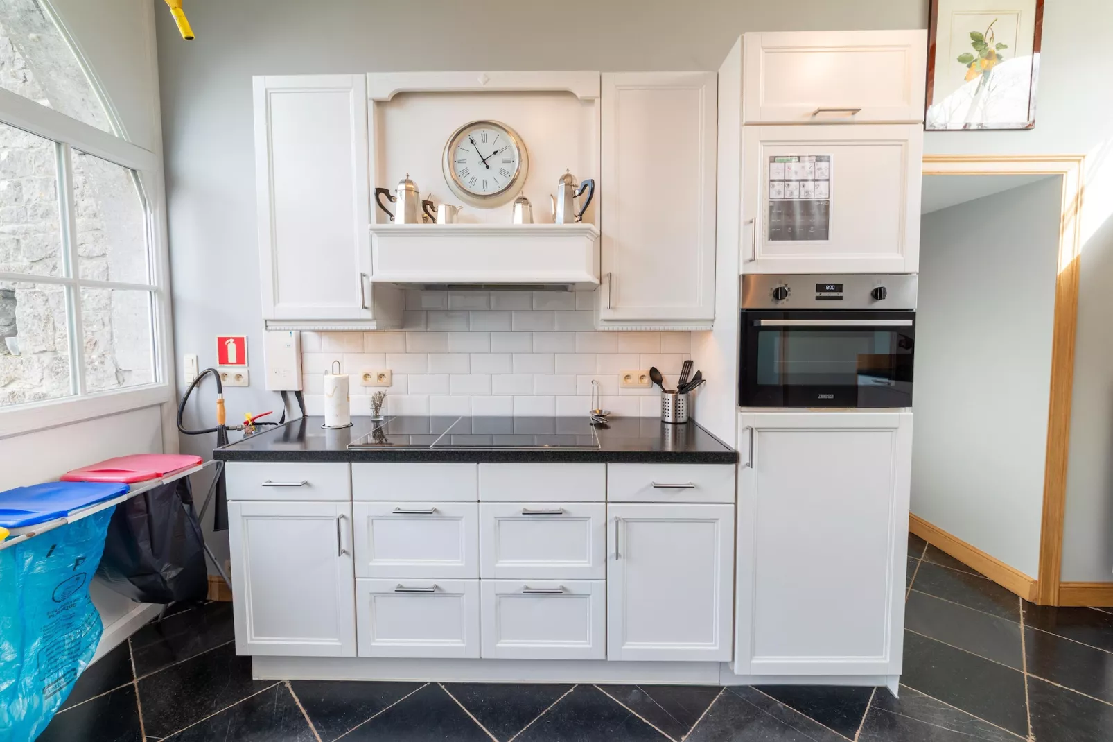 La Cour de Himbe - Exterior in summer