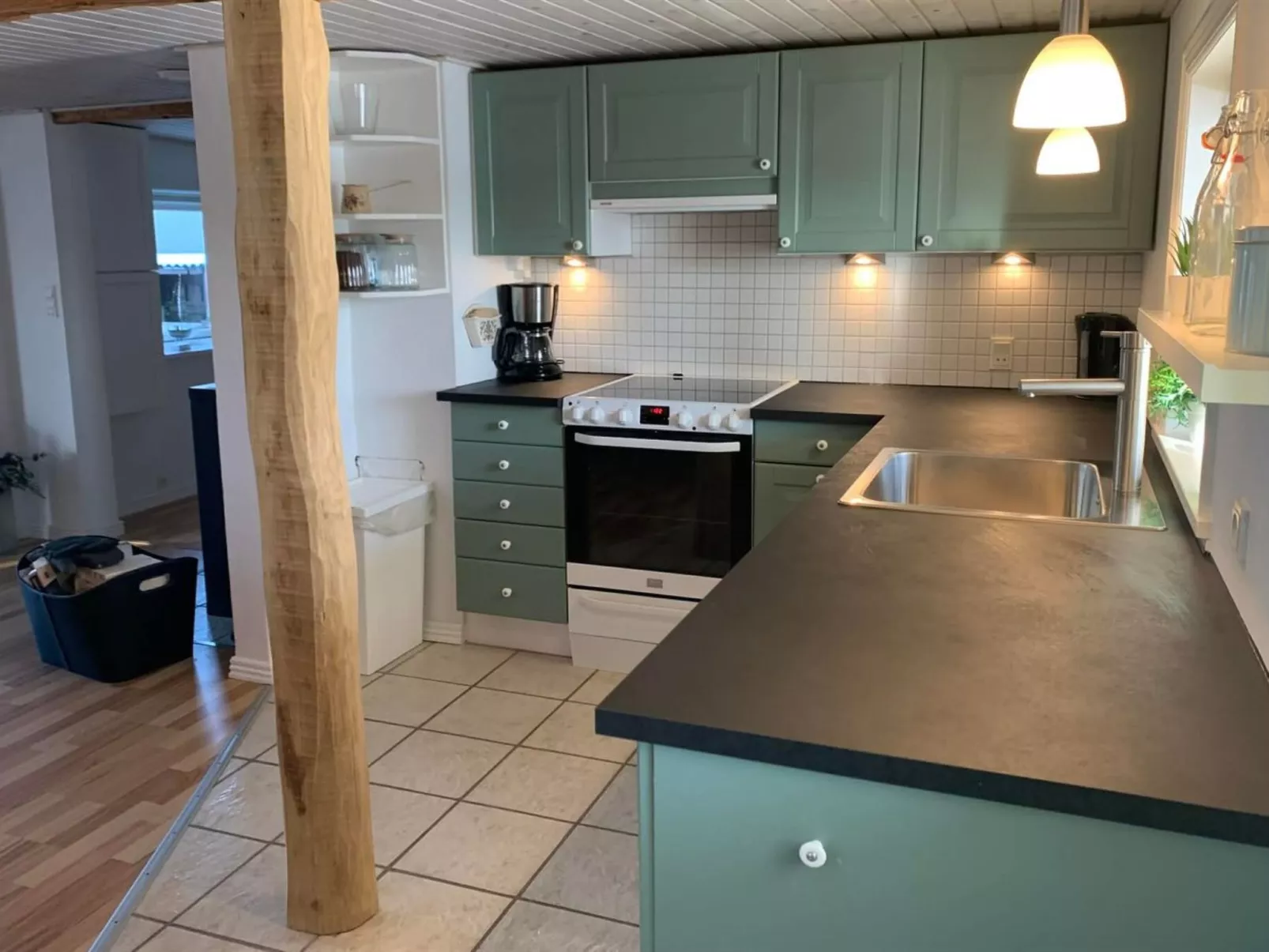 "Anneke" - 1.3km from the sea - Inside