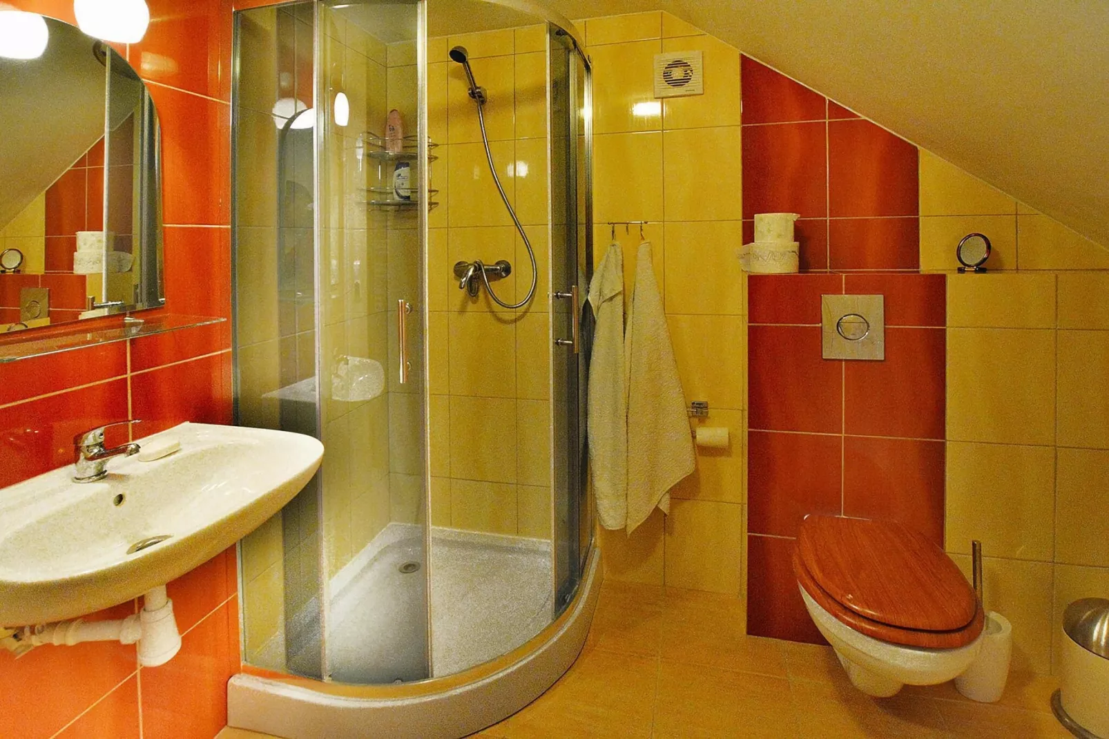 Dom wakacyjny dla 5 osób w Rosnowie-Bathroom