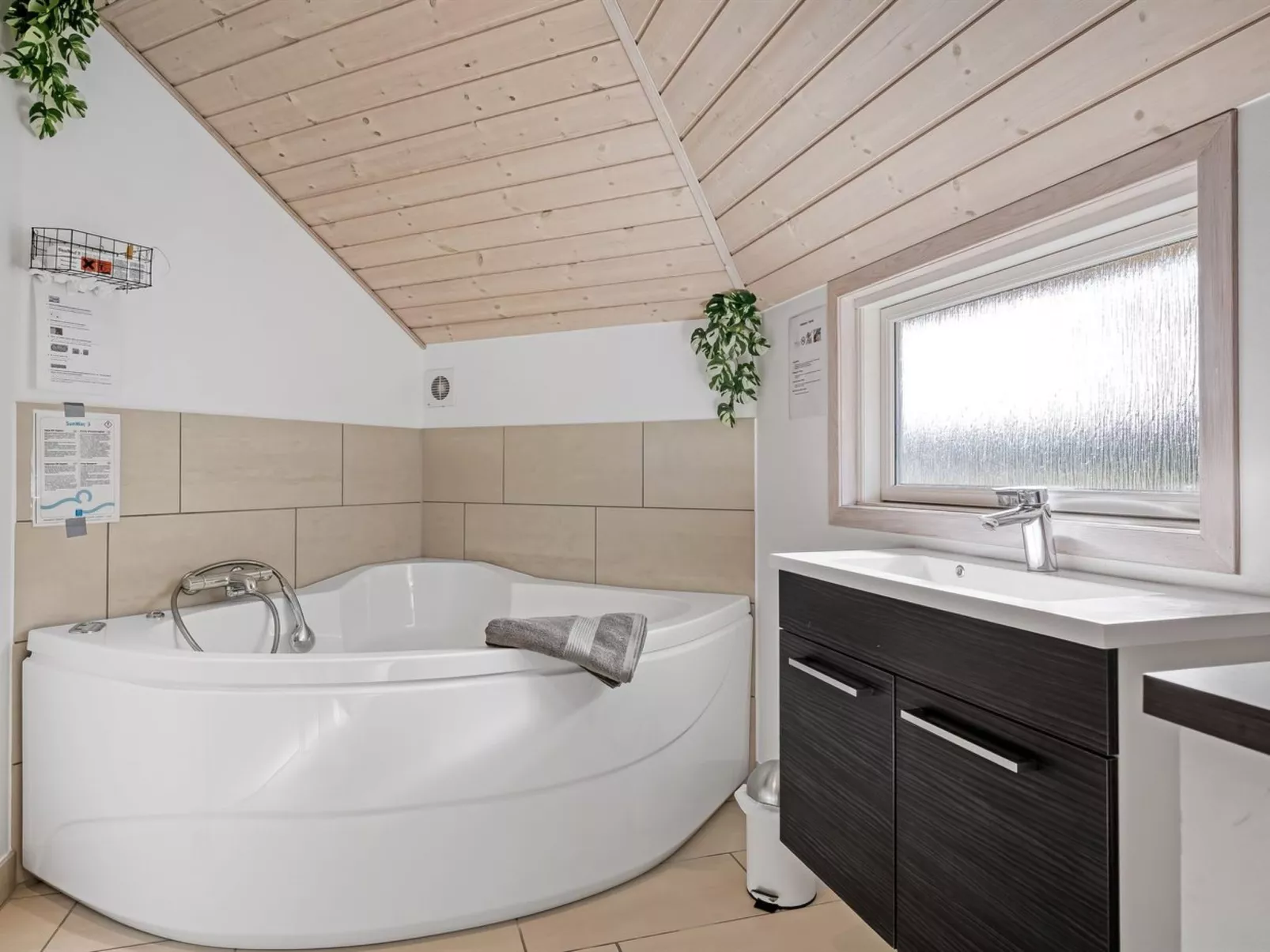 "Kenny" - 1.2km from the sea - Inside