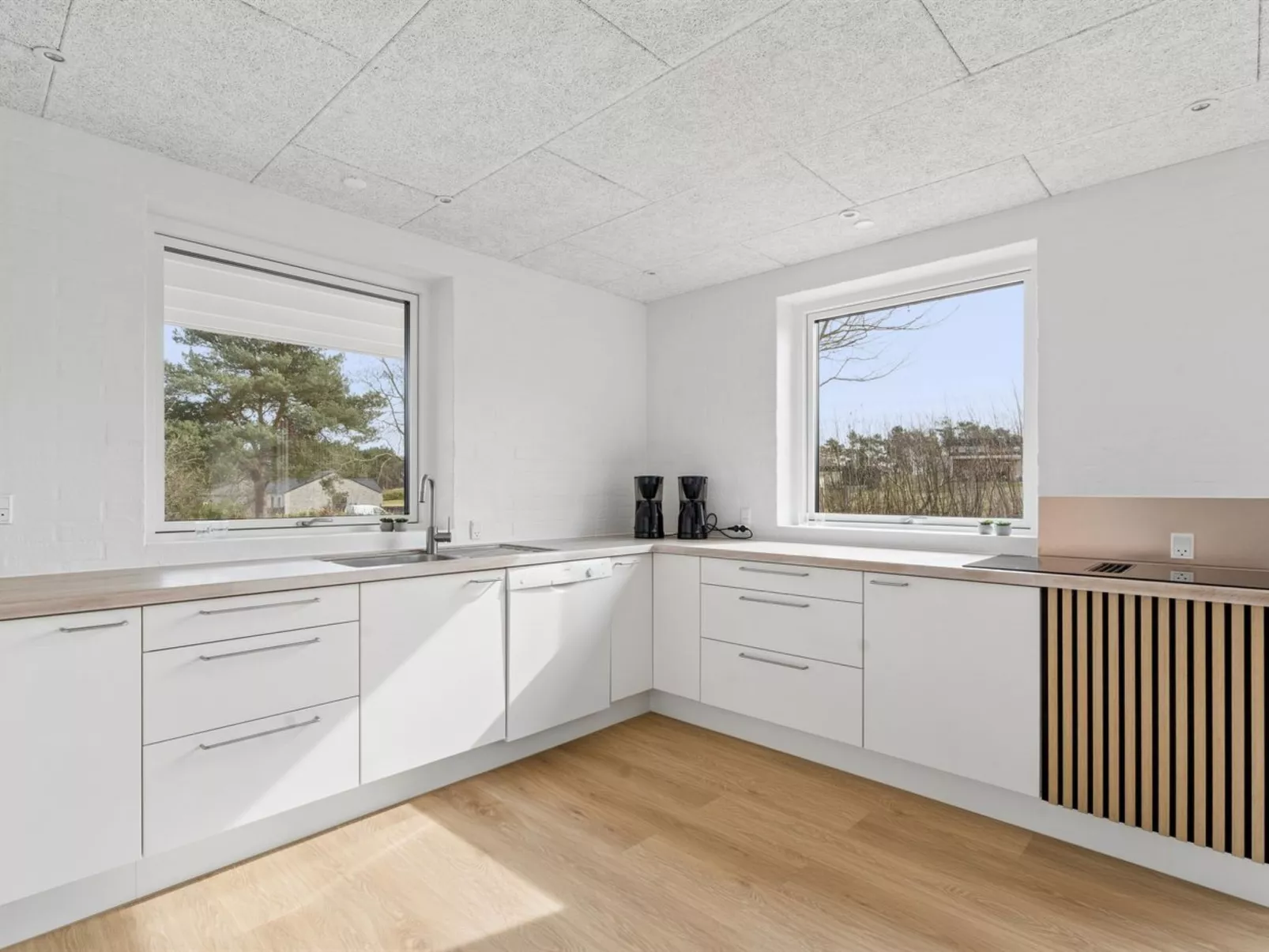 "Cyrill" - 2km from the sea - Drinnen