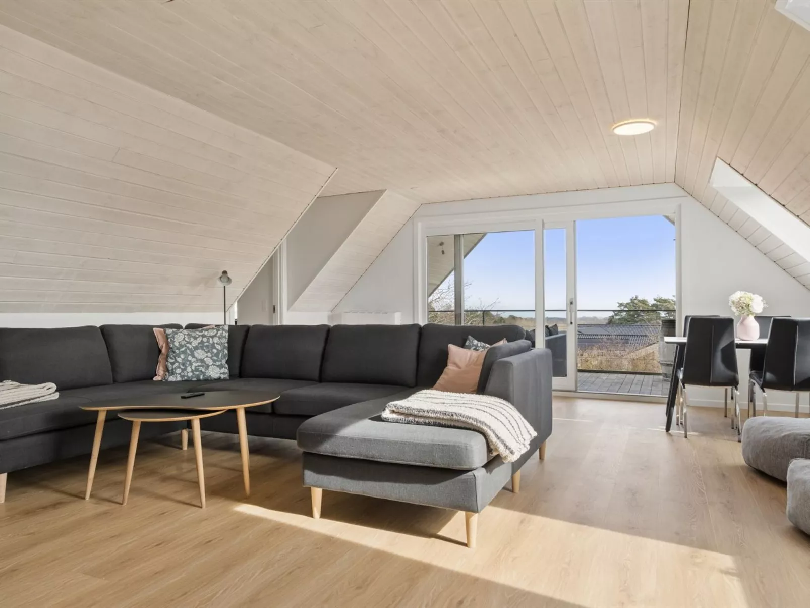 "Cyrill" - 2km from the sea - Drinnen