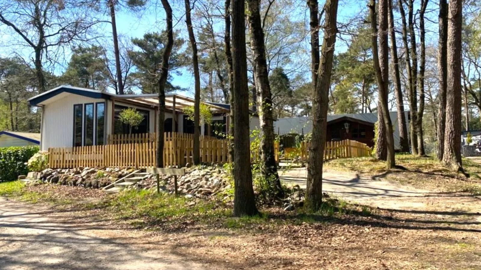 Villa Fox - Exterior in summer