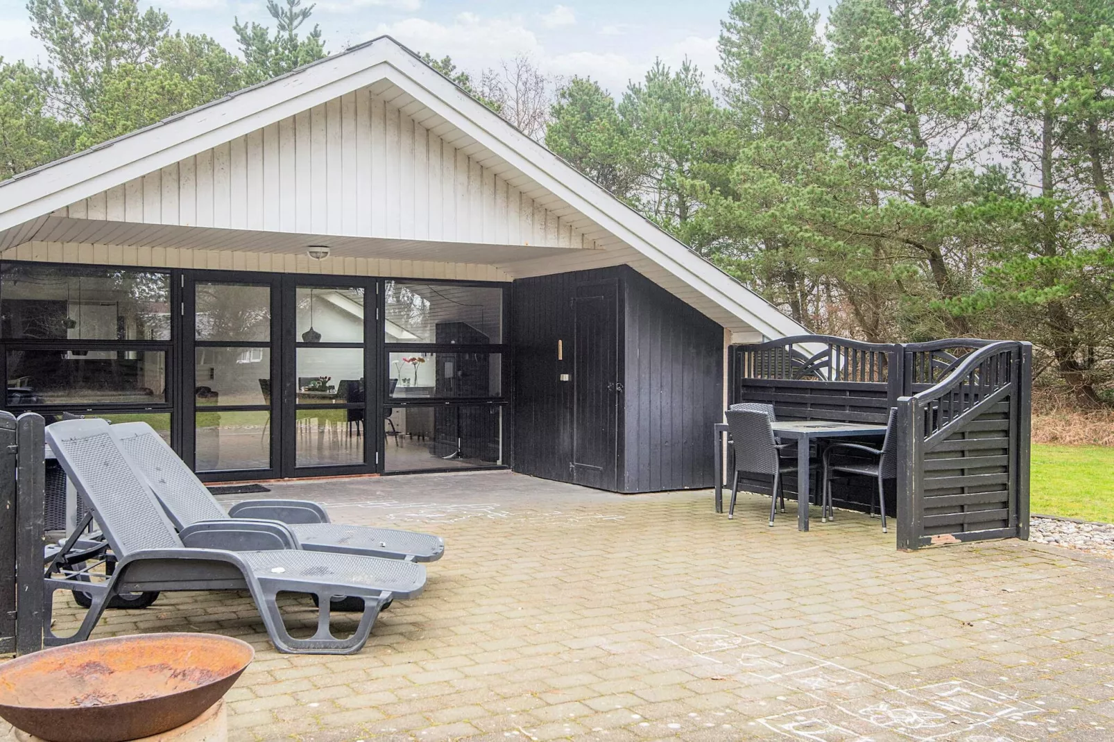 6 person holiday home in Blåvand